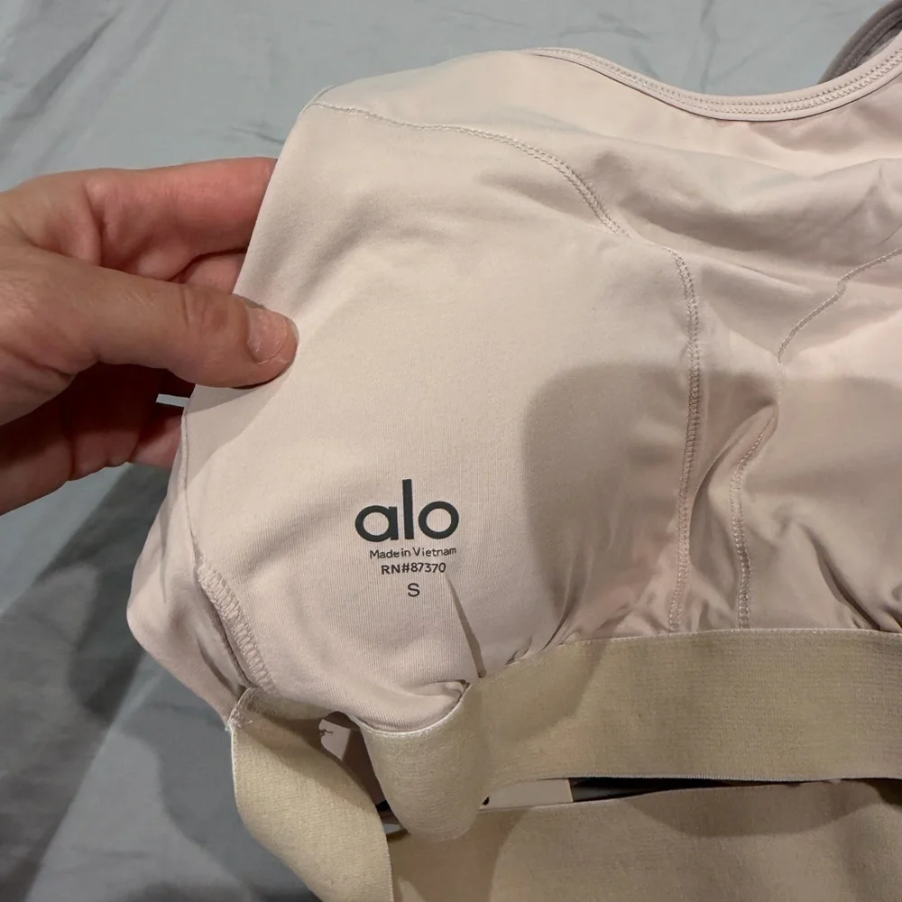 ALO Yoga disclaimer… bought